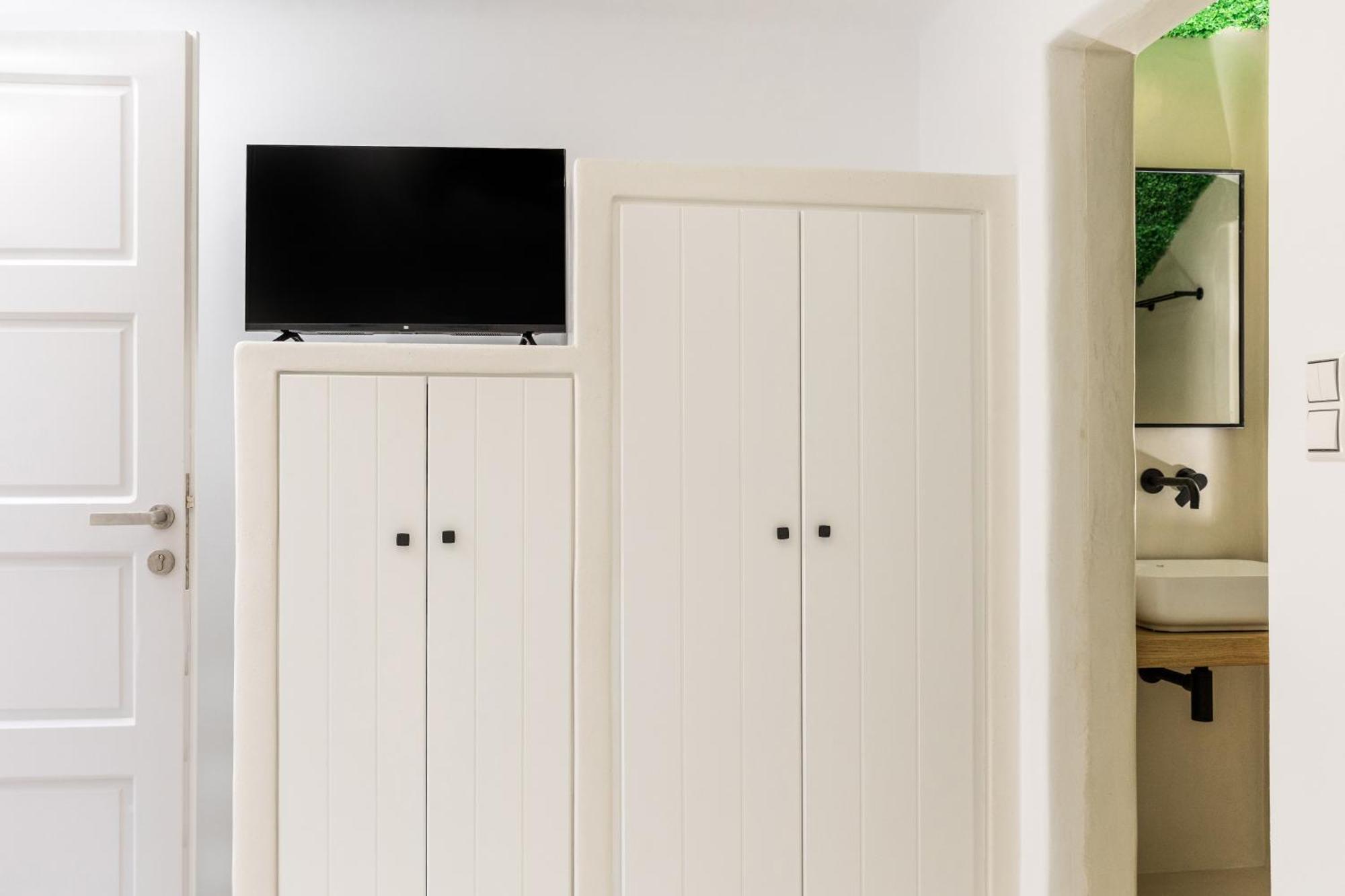 Naxos Downtown Apartments & Suites Naxos City Room photo